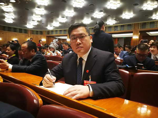 中國(guó)工會(huì)17大代表張愛(ài)民：新時(shí)代是干出來(lái)的，工會(huì)也是干出來(lái)的