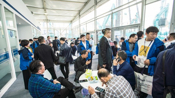 首日簽單2.6億元，山河智能創(chuàng)新產(chǎn)品引爆上海寶馬展