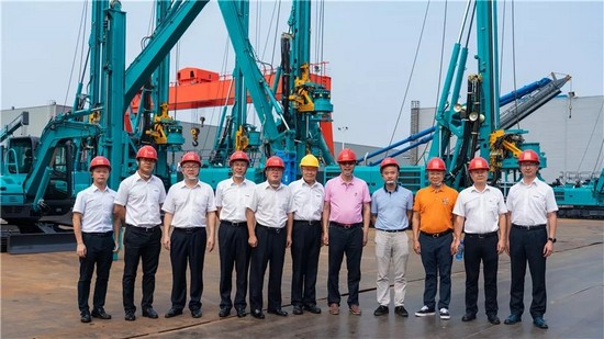 廣州市國資委黨委書記、主任陳浩鈿蒞臨山河智能考察指導(dǎo)