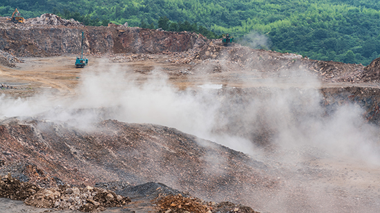 15年3萬小時！山河智能元老級潛孔鉆機“雄風(fēng)”依舊