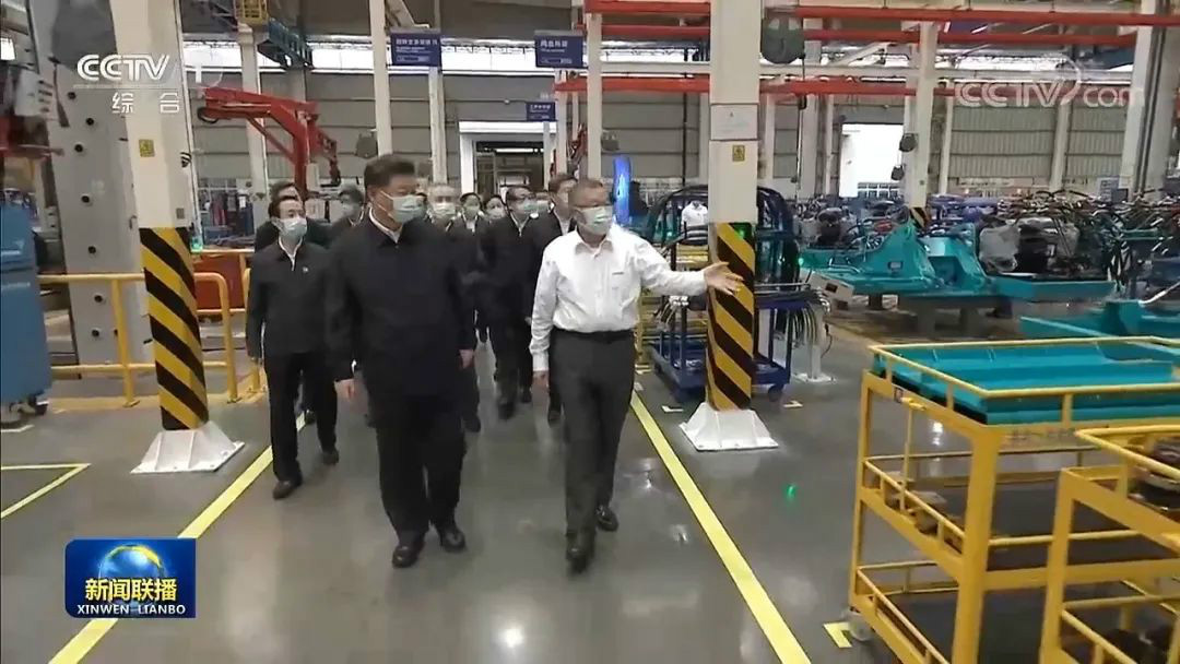 總書記“點贊”山河創(chuàng)新，山河智能集中收看《新聞聯播》