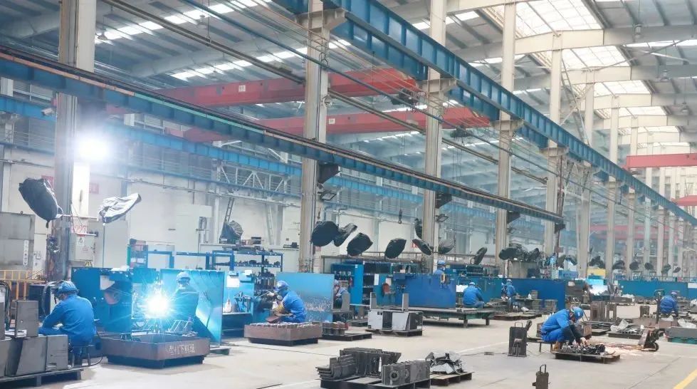 向著沖刺目標(biāo)全力以赴！山河智能正式開工