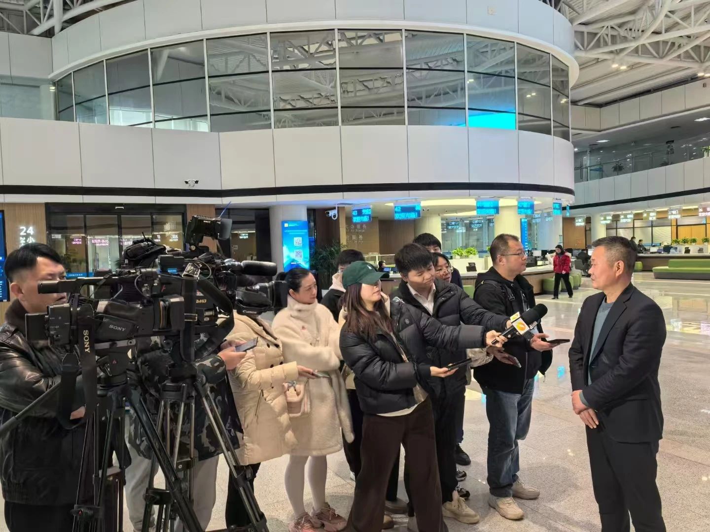 助力長(zhǎng)沙經(jīng)開區(qū)高質(zhì)量發(fā)展，山河智能喜獲四獎(jiǎng)項(xiàng)